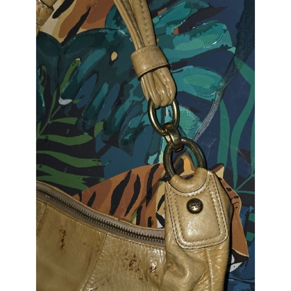 Coach Tan Leather Hobo Bag with Gold Hardware - Picture 7 of 9